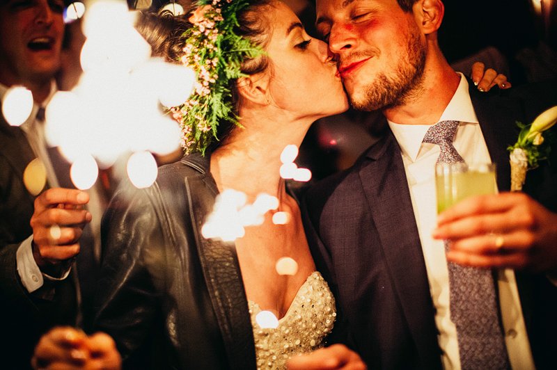 sparklers at wedding hudson valley farm 3