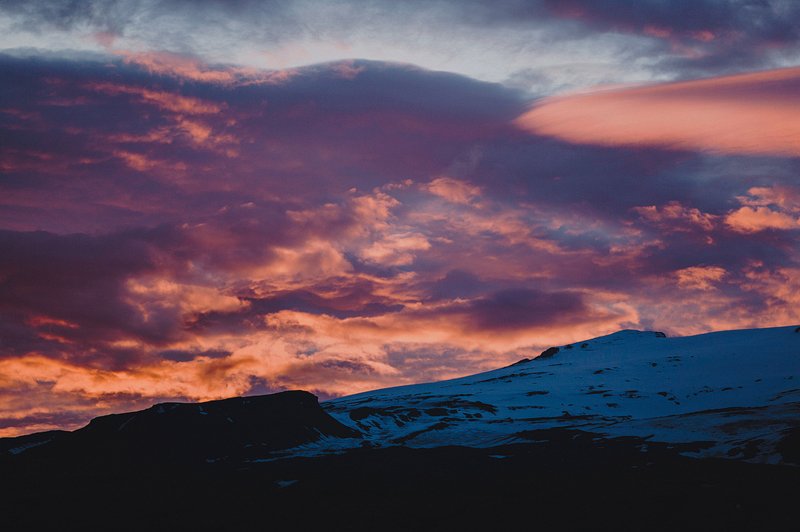 iceland sunset photo 2