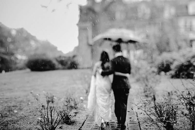 wedding day rain umbrella