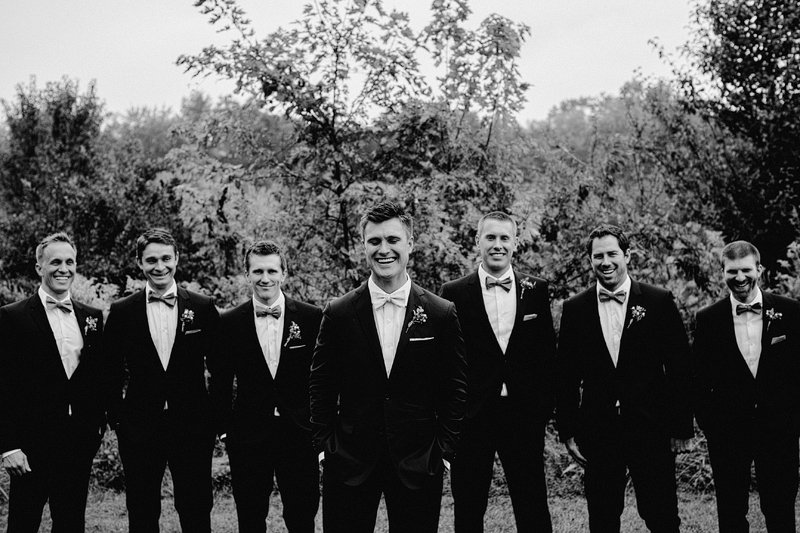 bridal party photos barley sheaf farm pa