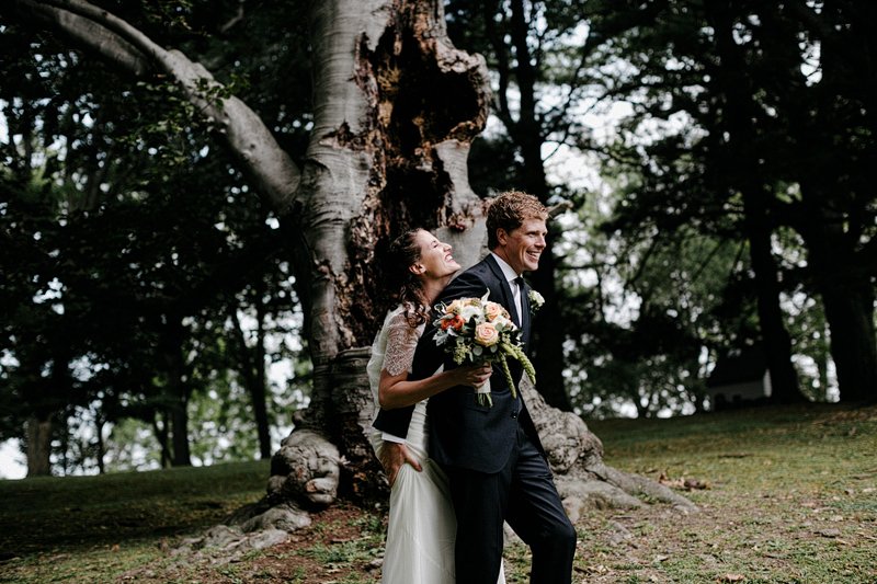 Hudson New York Oak Hill Summer Wedding