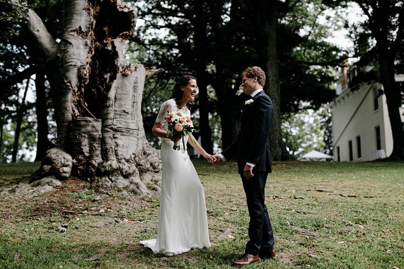 Hudson New York Oak Hill Summer Wedding