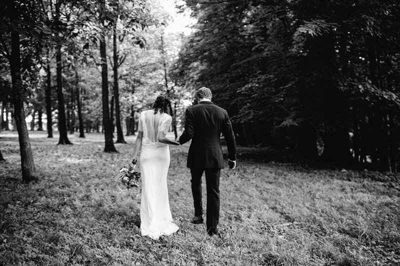 Hudson New York Oak Hill Summer Wedding