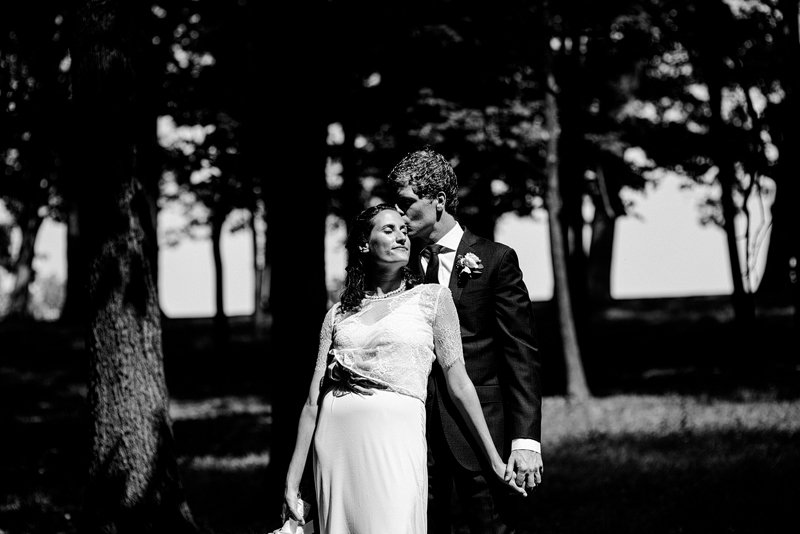 Hudson New York Oak Hill Summer Wedding