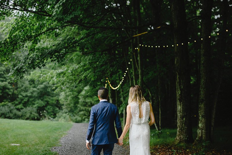 roxbury barn ny catskills wedding summer