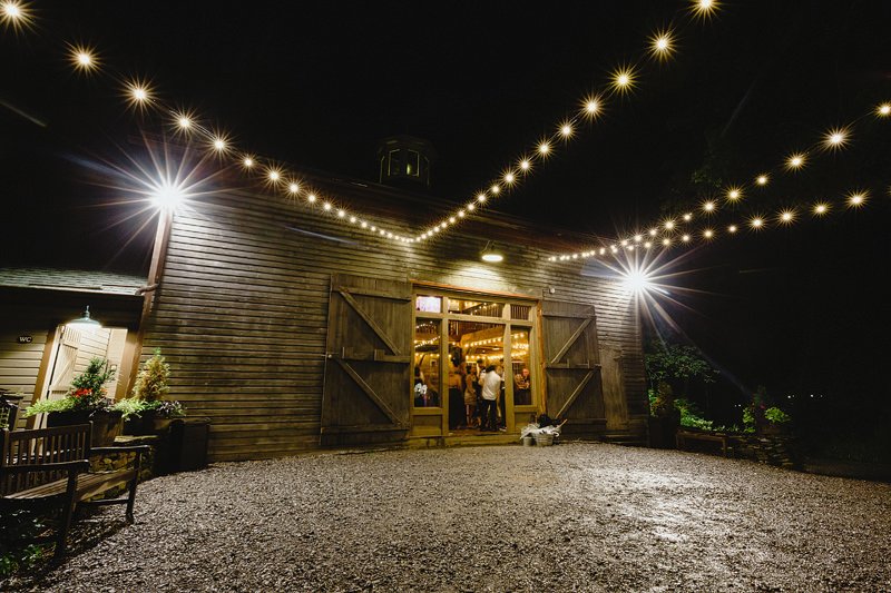 roxbury barn ny catskills wedding summer