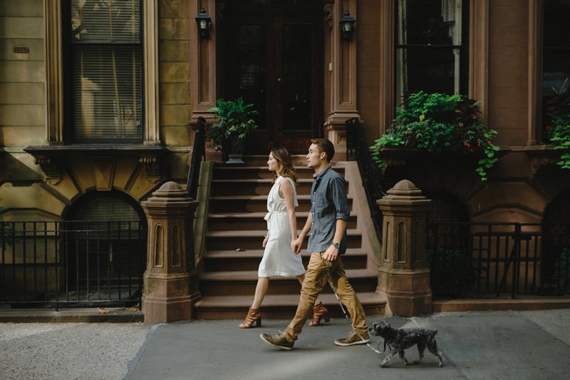 stylish brooklyn heights promenade engagement session