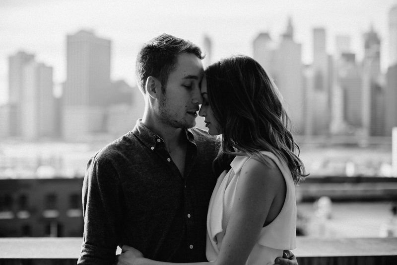 stylish brooklyn heights promenade engagement session