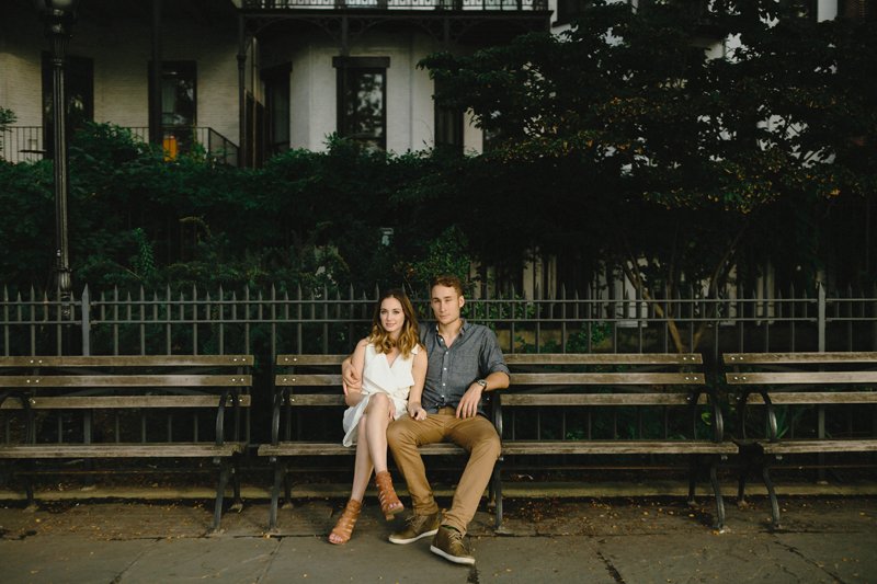 stylish brooklyn heights promenade engagement session