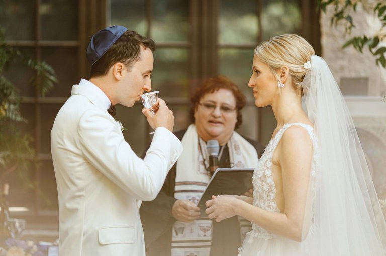 A Modern Jewish Wedding in the Hudson Valley Troutbeck